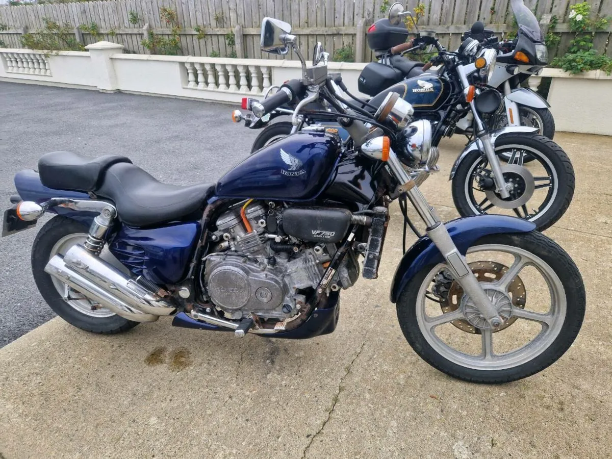 Honda Super magna 750 - Image 1