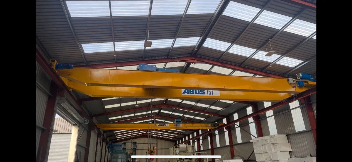 Overhead gantry - Image 1