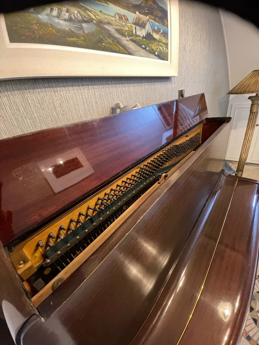 Piano - Image 4