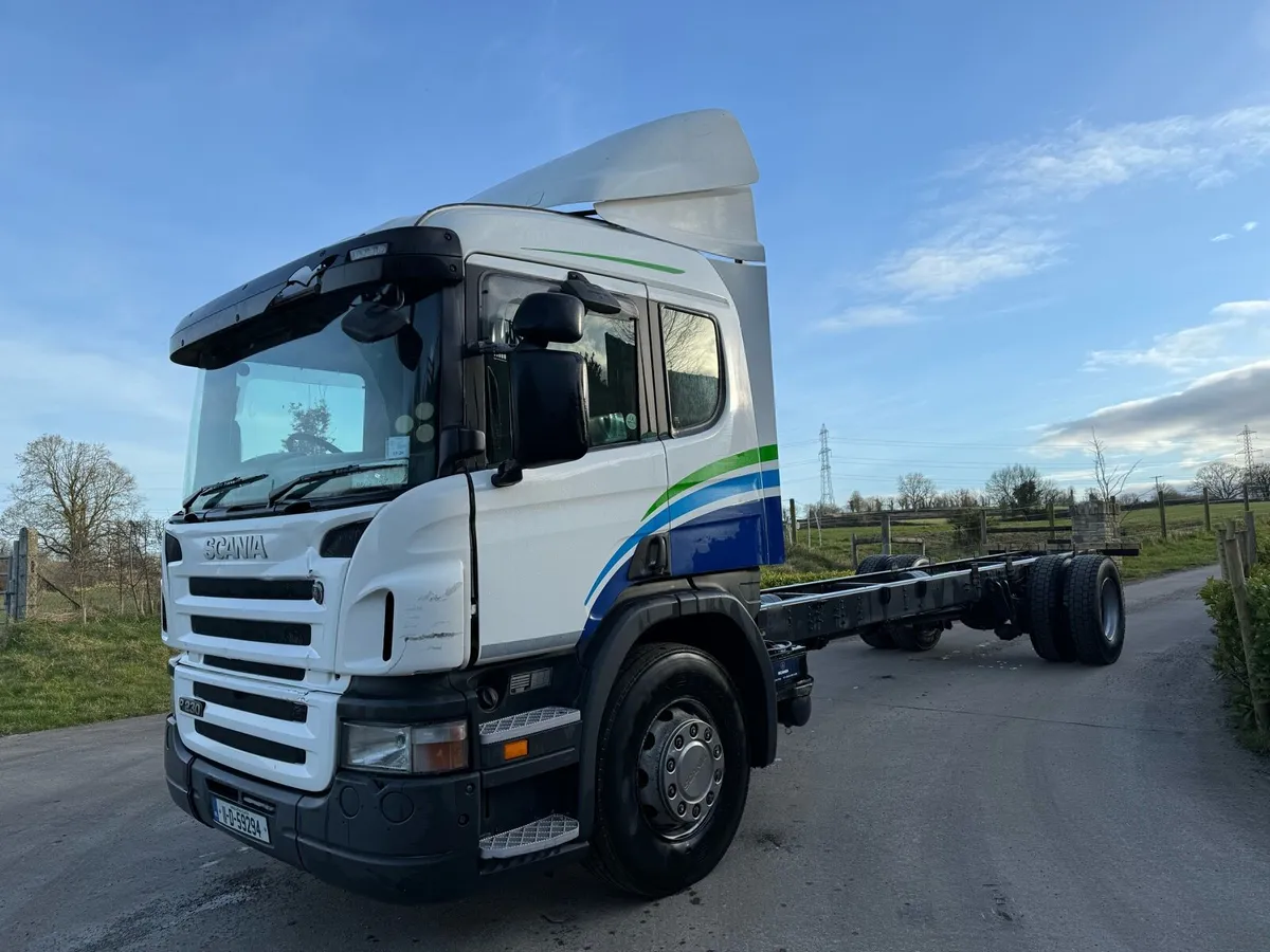 Scania p230 chassis cab(southern reg) - Image 3