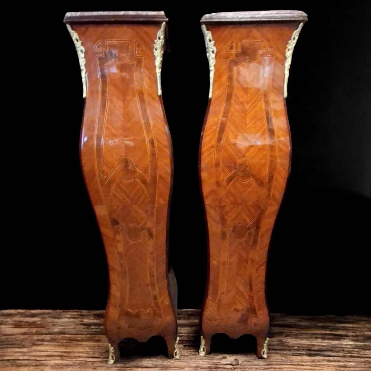 Beautiful pedestals - Image 2