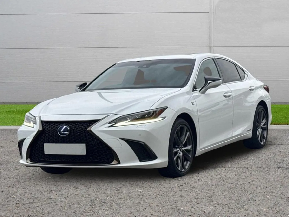 222 Lexus ES300 F-Sport - Image 1
