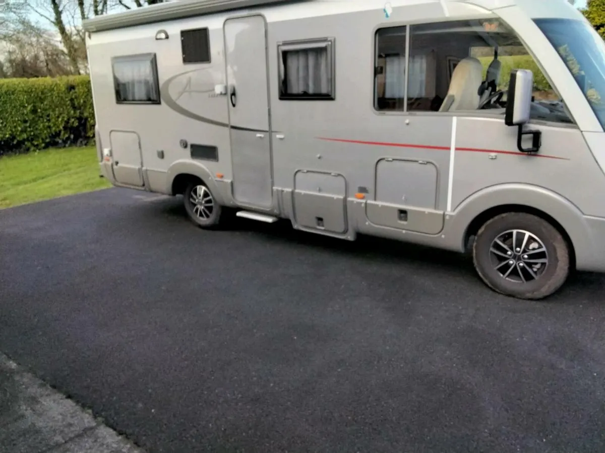 2010 Burstner Aviano 684 - Image 3