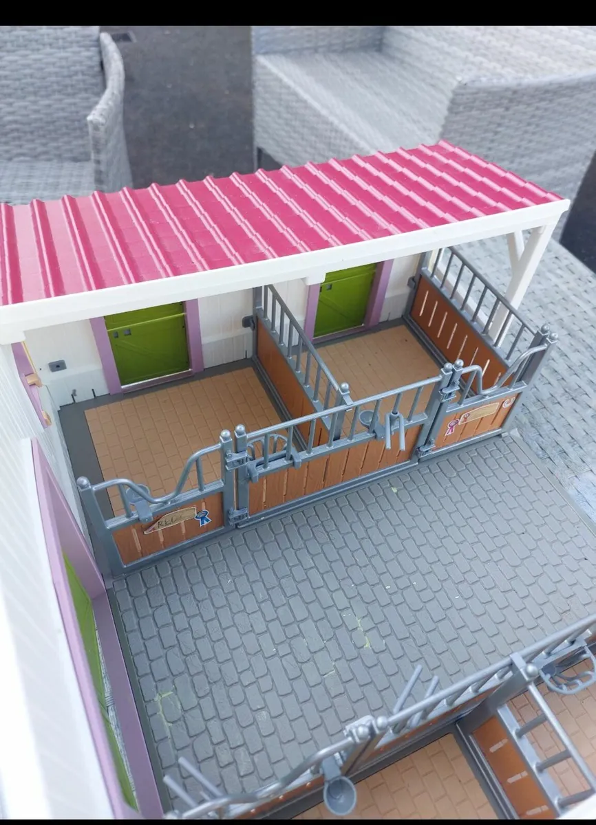 Schleich Horse Stable - Image 3