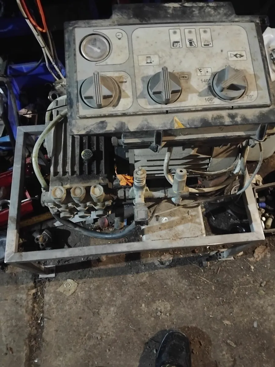 Pressure washers,engines,electric 230v & 400v - Image 2