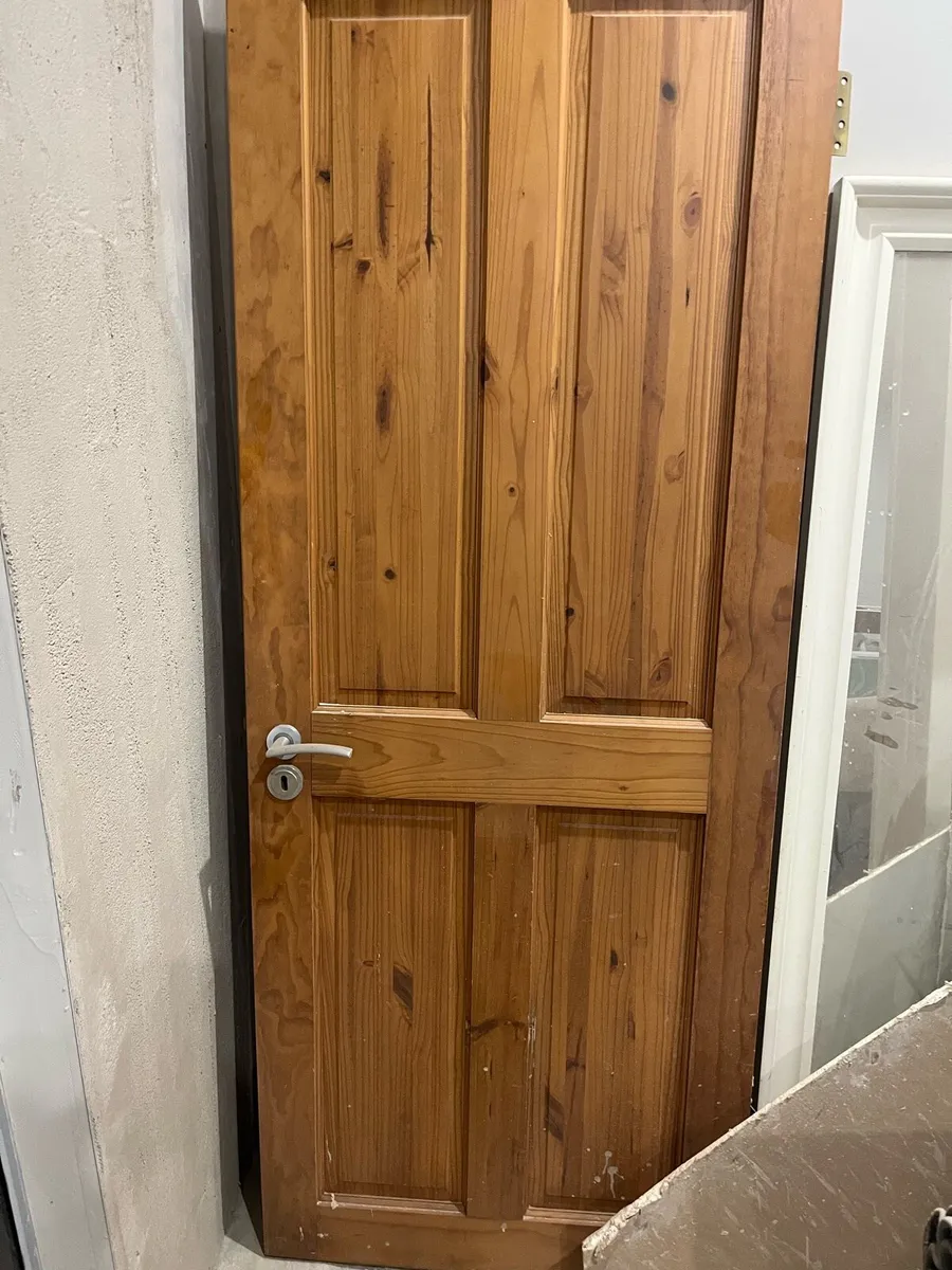 Triple glazed windows and wooden door - Image 3