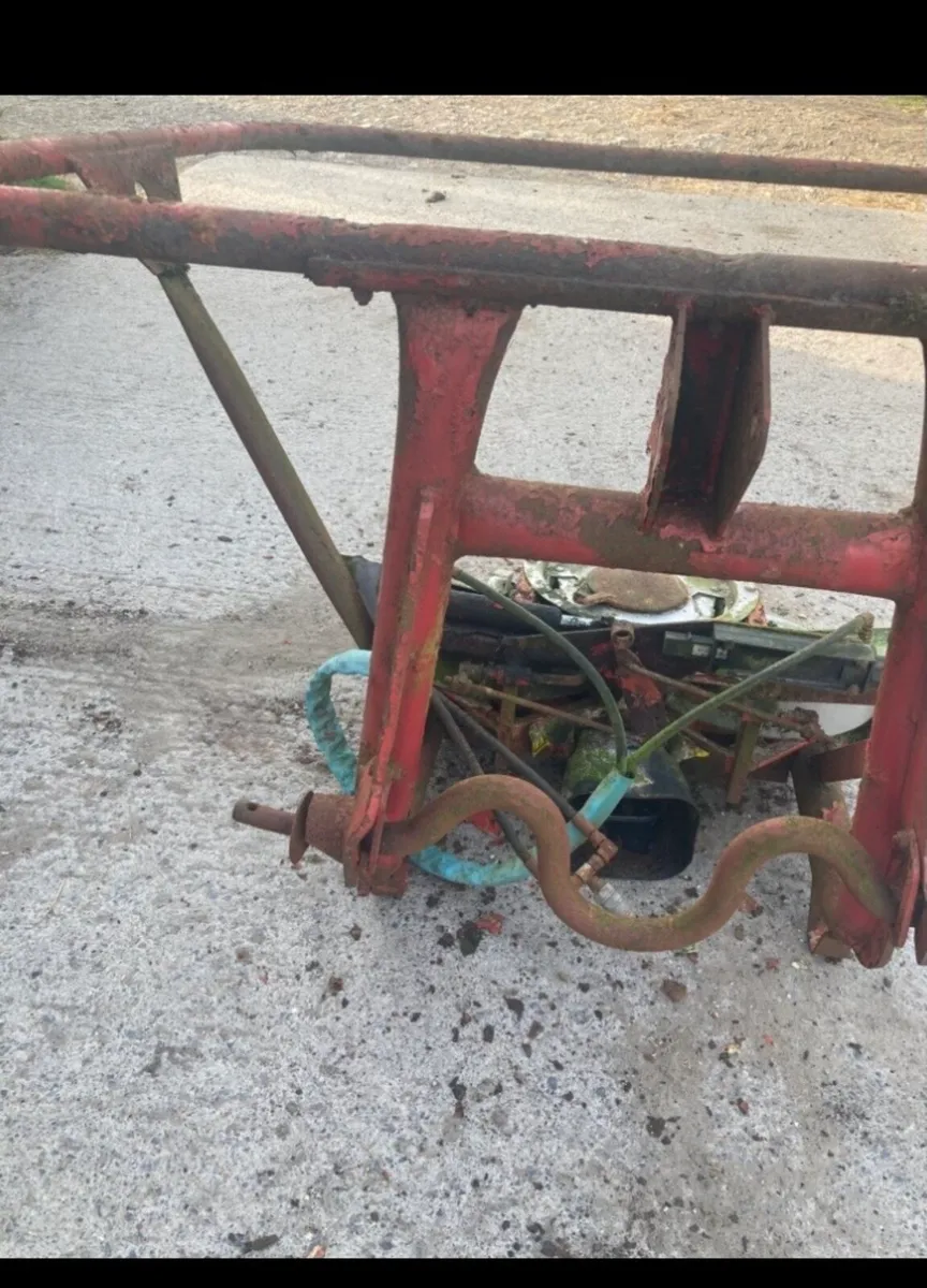 Abbey fertilizer hopper - Image 2