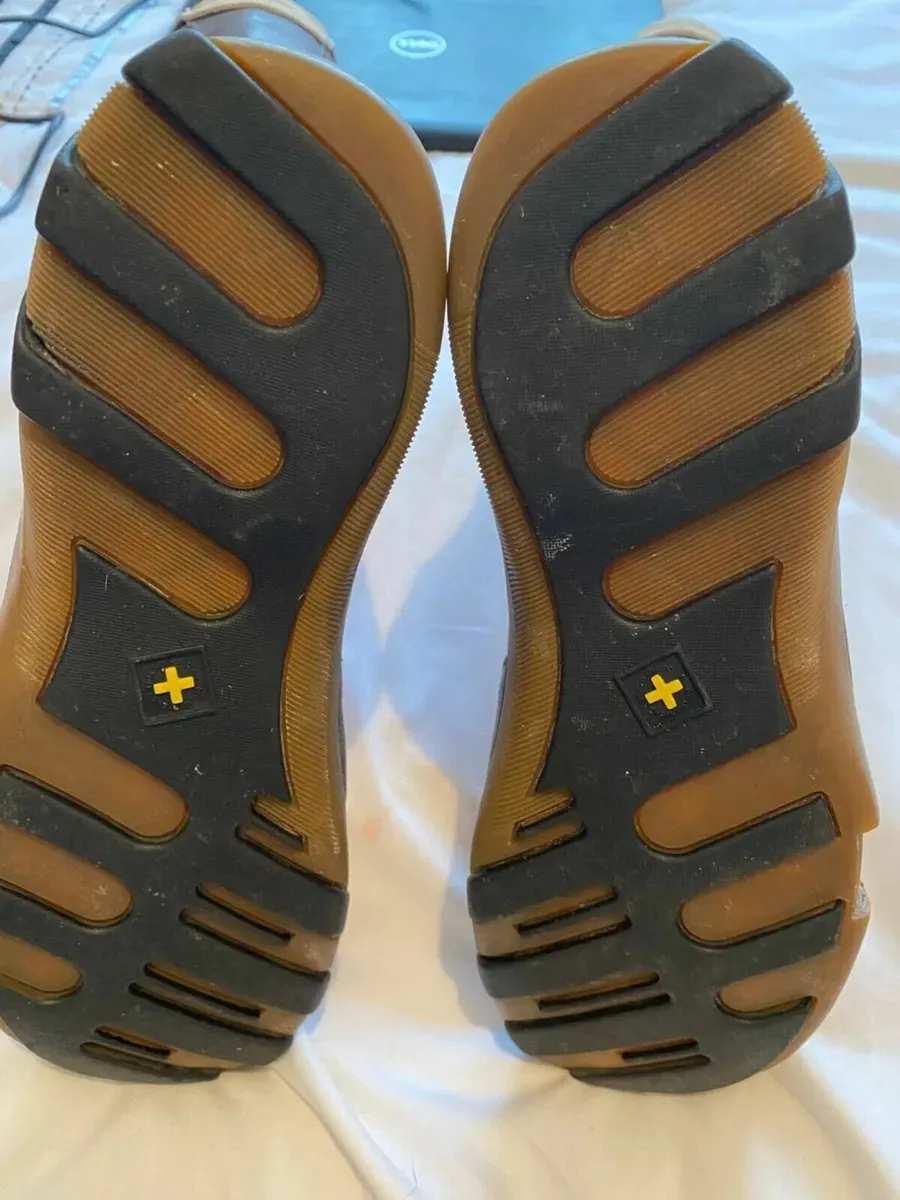 Dr Martens Authentic Leather Brown Boots Size 41/7 - Image 4