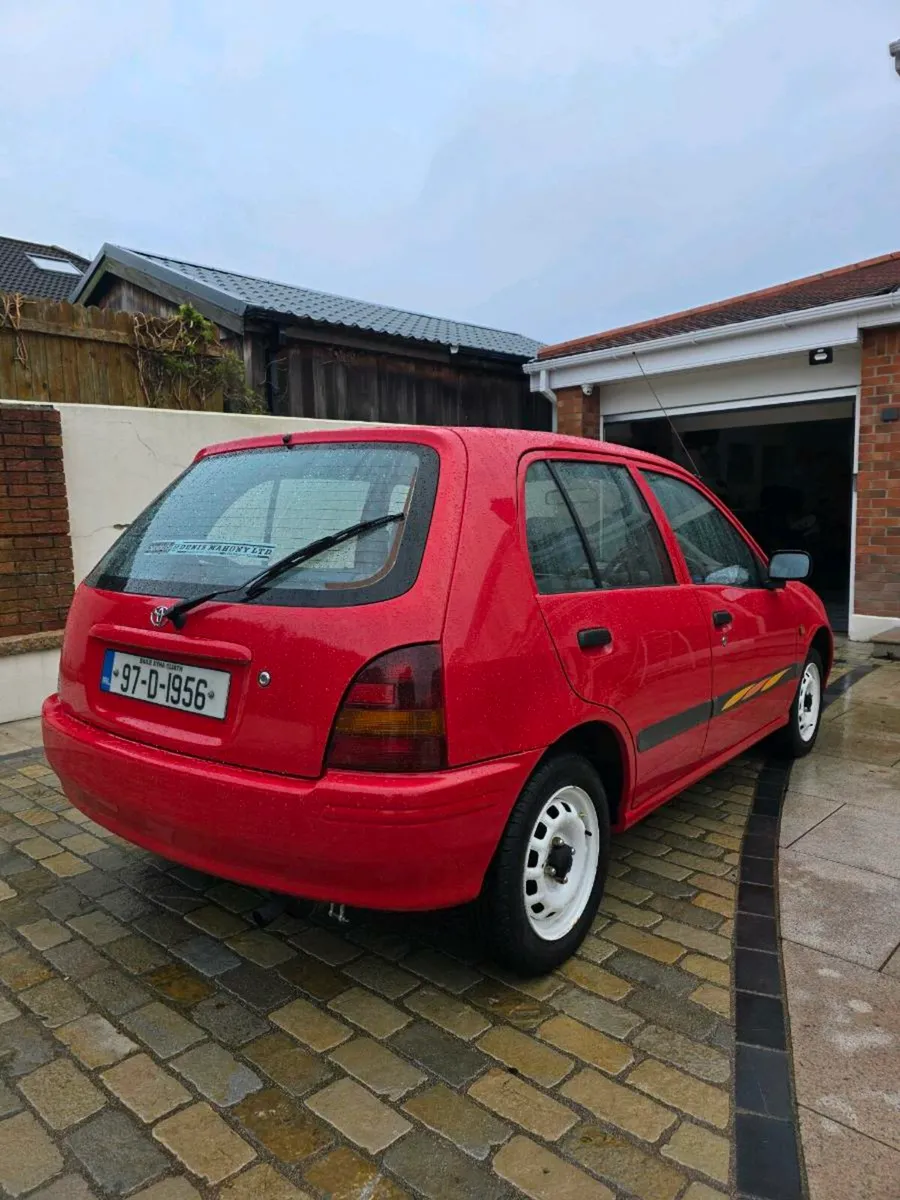 1997 Toyota Starlet - Image 4