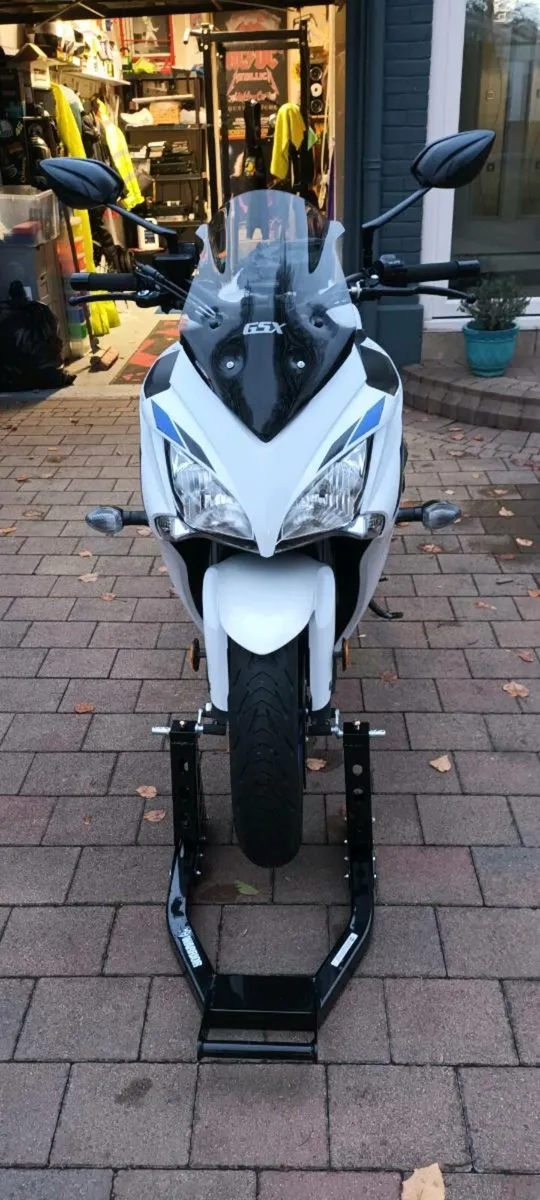 Suzuki GSX-S 1000f - Image 4