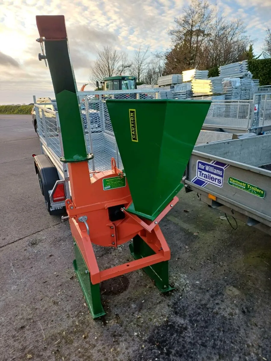 4" Self-Feed Hartnett PTO Wood Chipper - Image 3