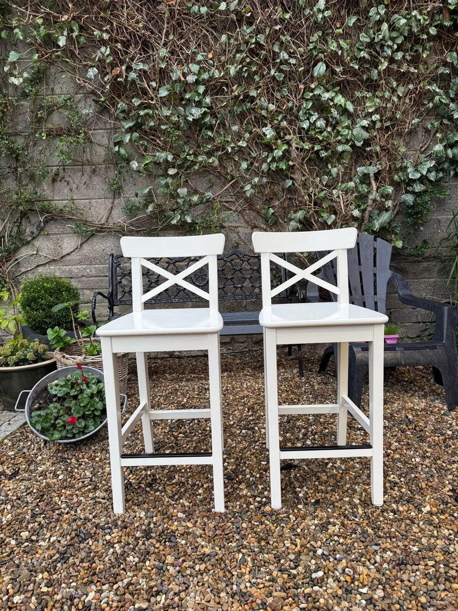Breakfast Bar Stools - Image 3