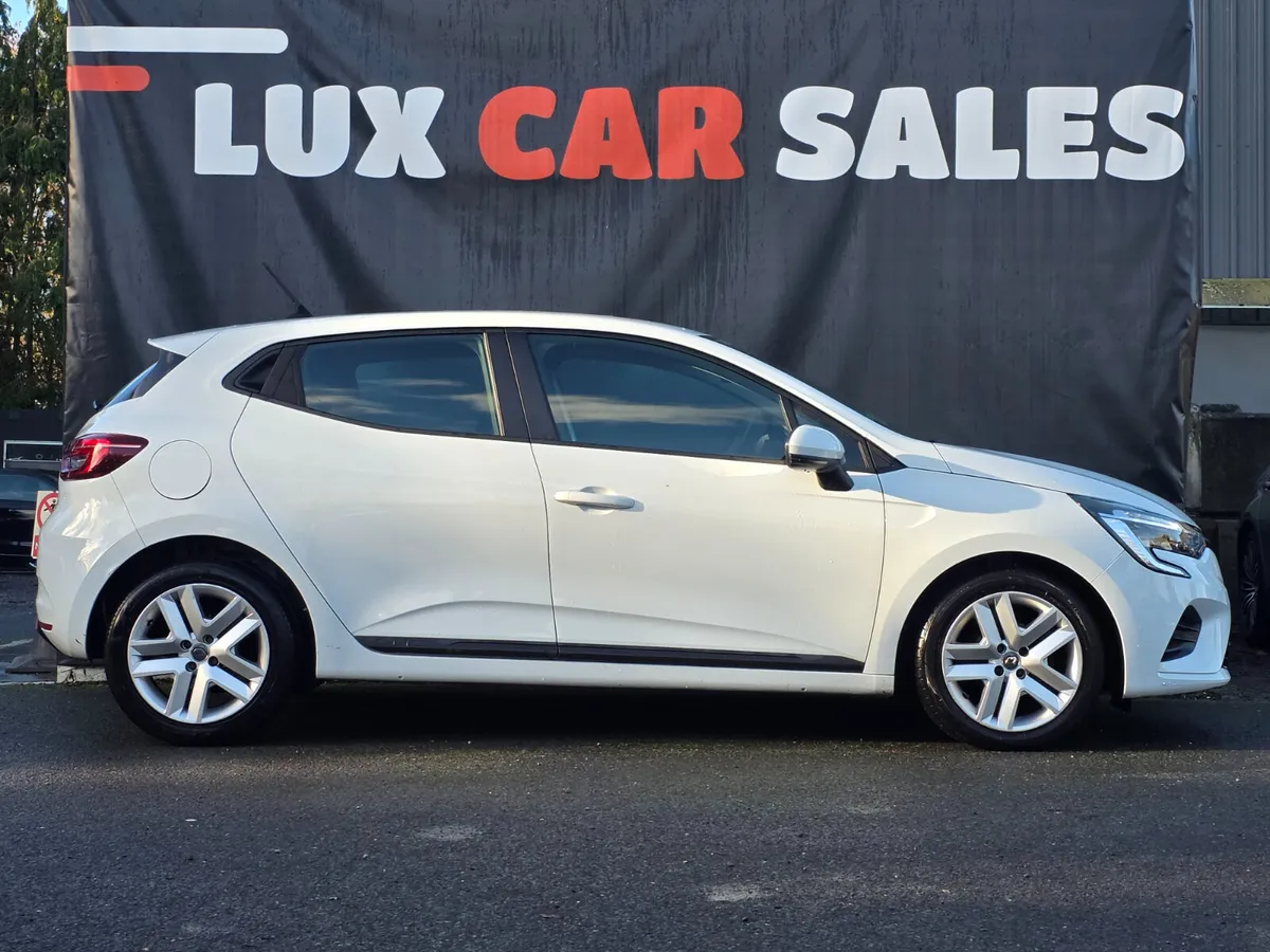 2022 Renault Clio 1.0 TcE DYNAMIQUE - Image 2