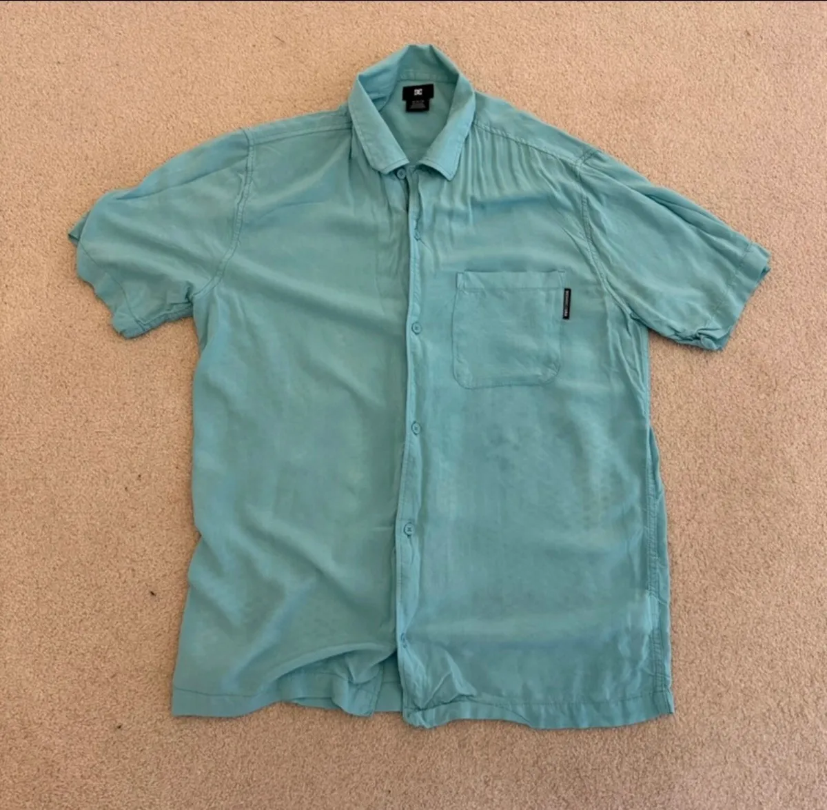 DC Shoes Men’s Medium Short Sleeve Shirt - Perfect - Image 4