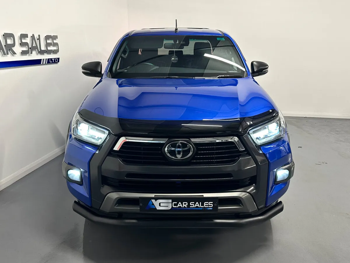 2021 Toyota Hilux 2.8 D-4D Invincible X Auto - Image 3