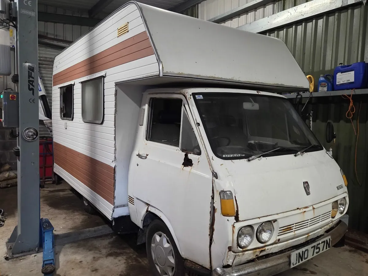 Vintage camper project - Image 1