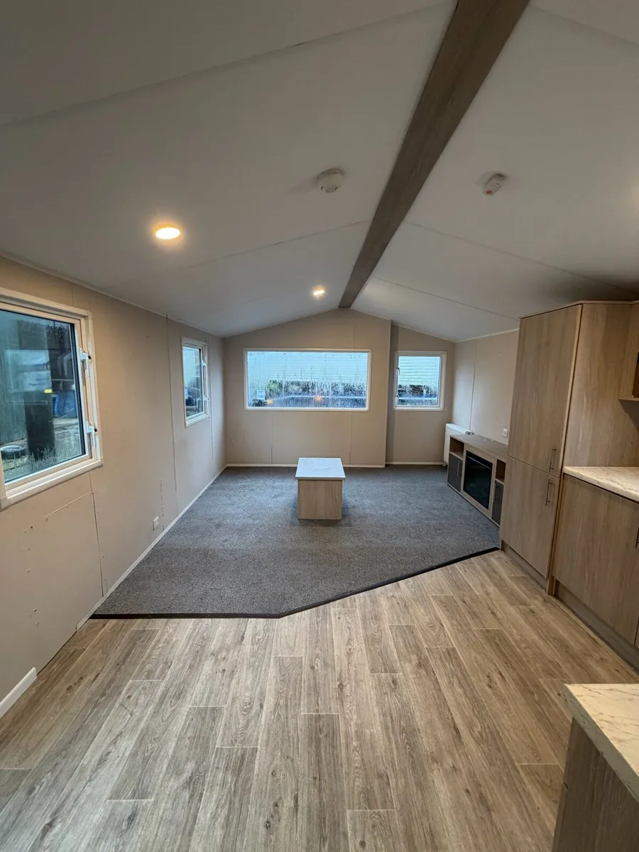 Atlas Festival 36 x 12 x 3 Bed 🔥 2022/23 - Image 2