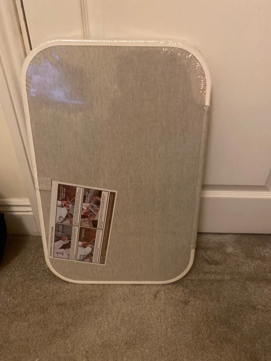 Laundry basket - Image 1