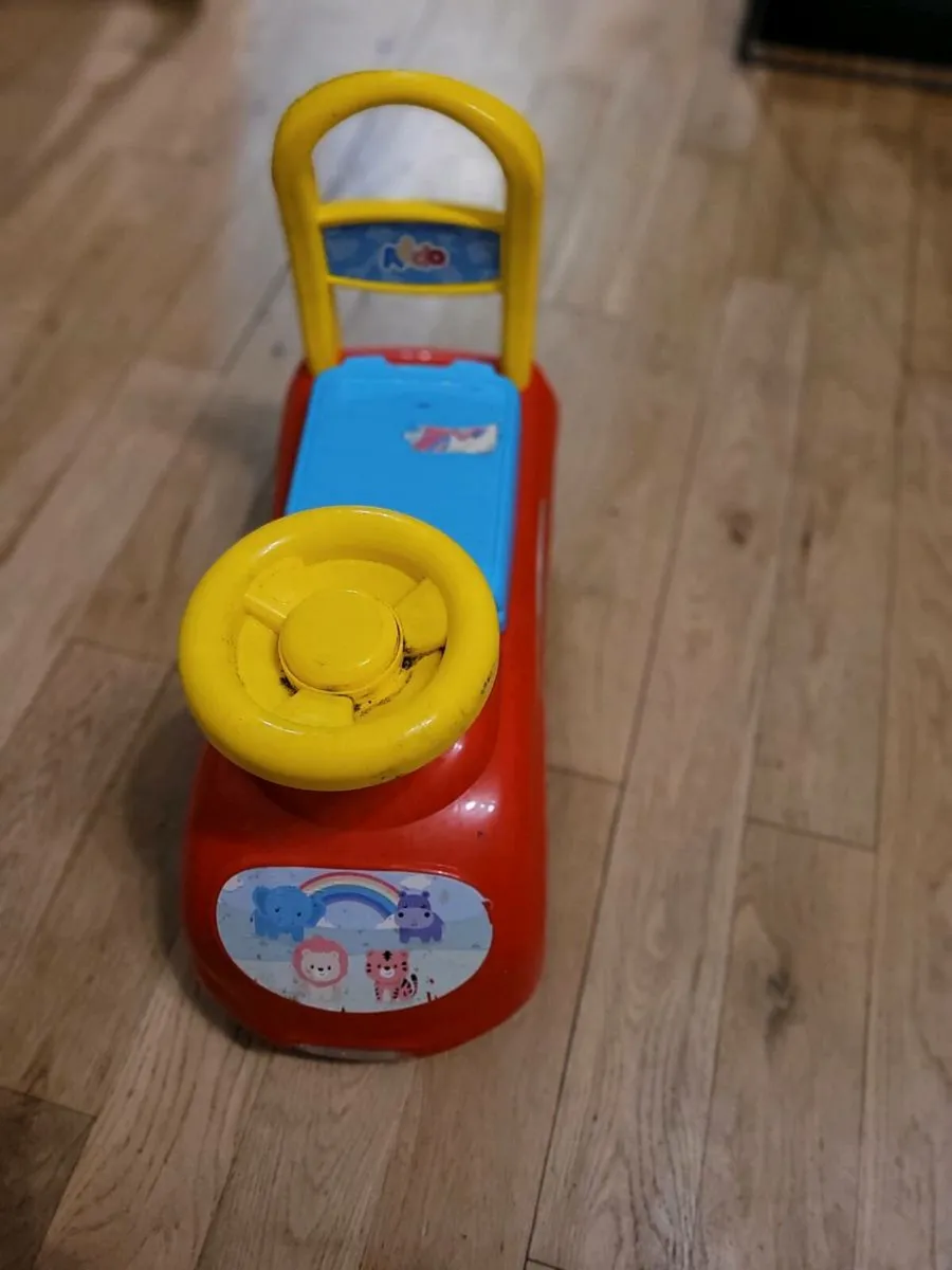 Ride on Car - Image 2