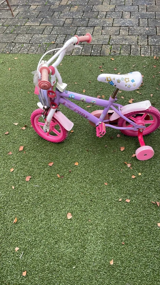 Child’s Bicycle - Image 1