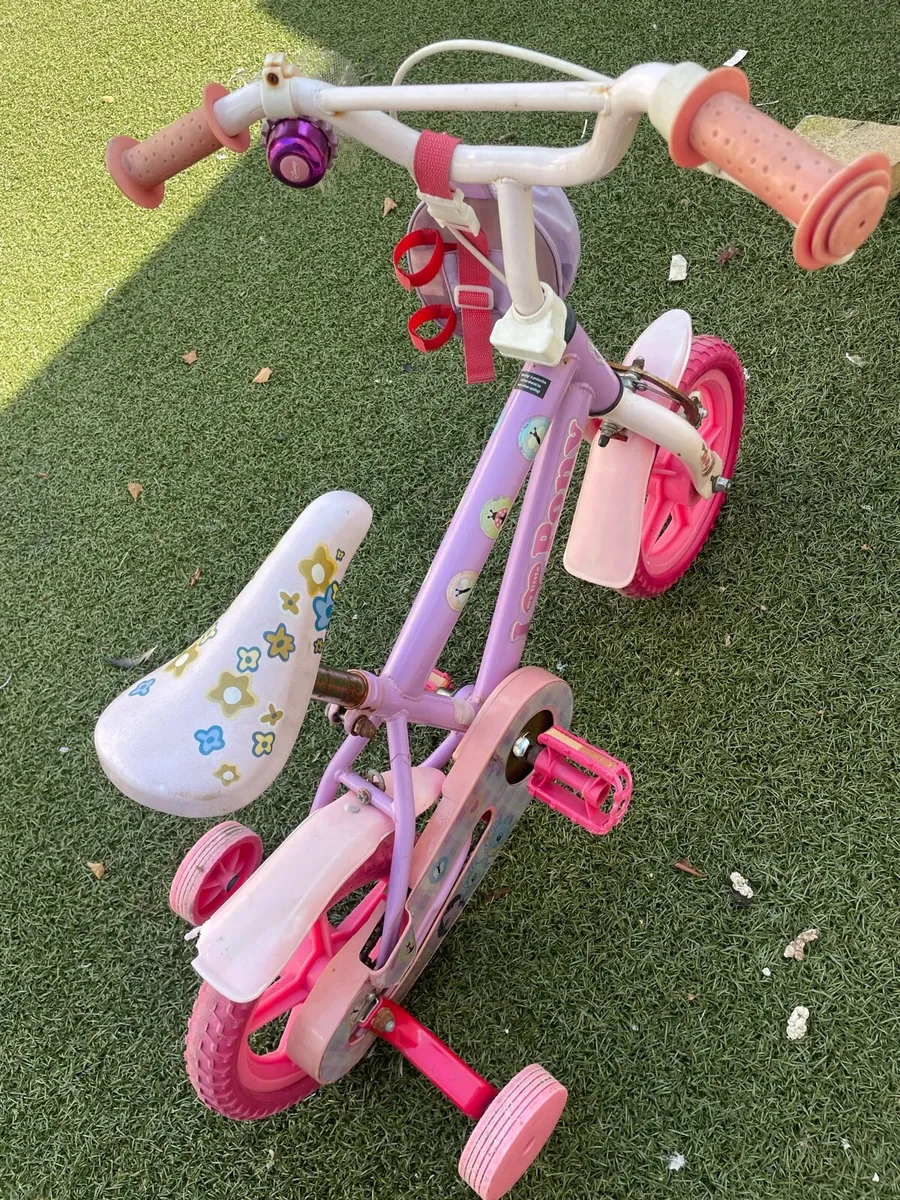Child’s Bicycle - Image 2