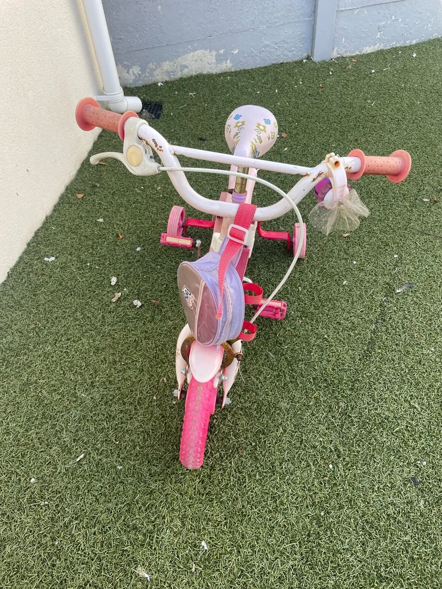 Child’s Bicycle - Image 3
