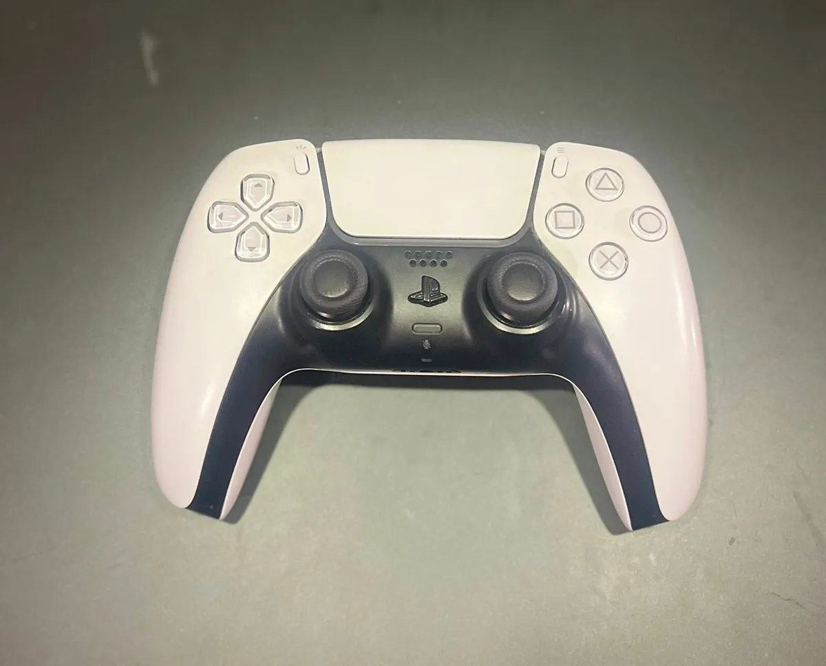 SONY DUALSENSE WIRELESS CONTROLLER WORKING PERFECT - Image 1