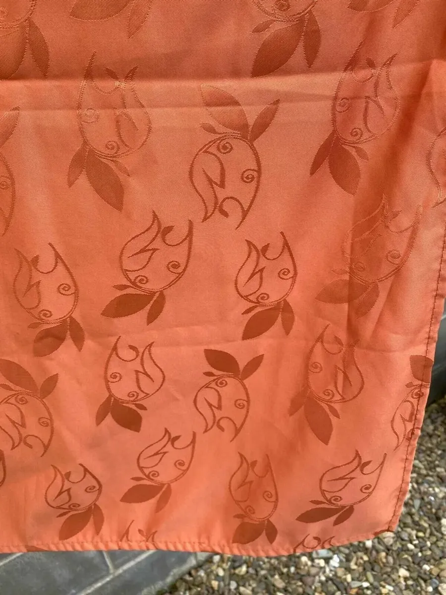BRAND NEW Table Cloth - Image 1