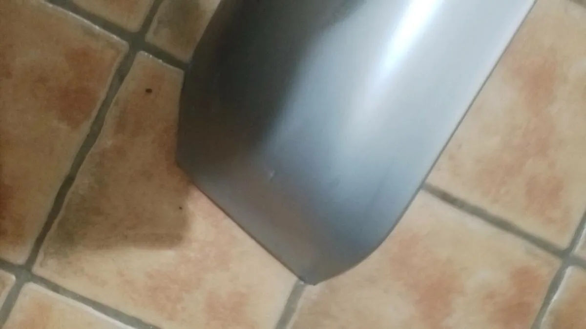 Toyota Yaris & Vitz MK1 99-03 Rear Plastic Bumper - Image 2