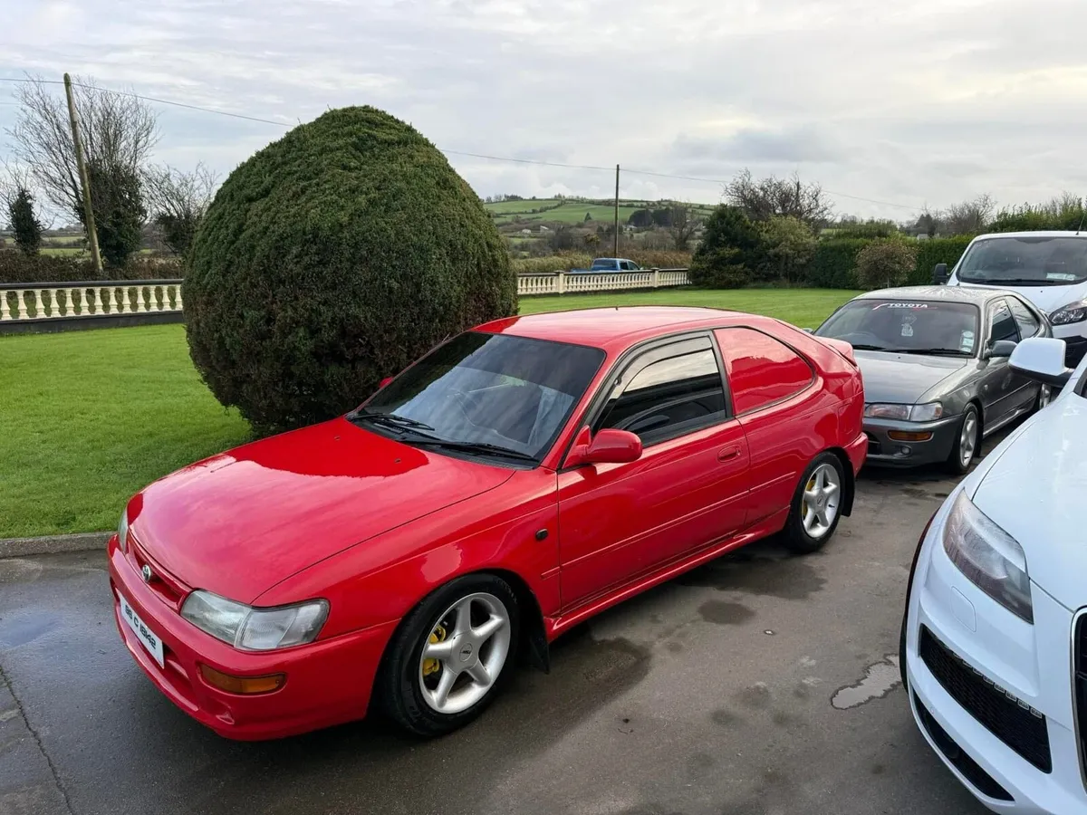 Corolla van - Image 4