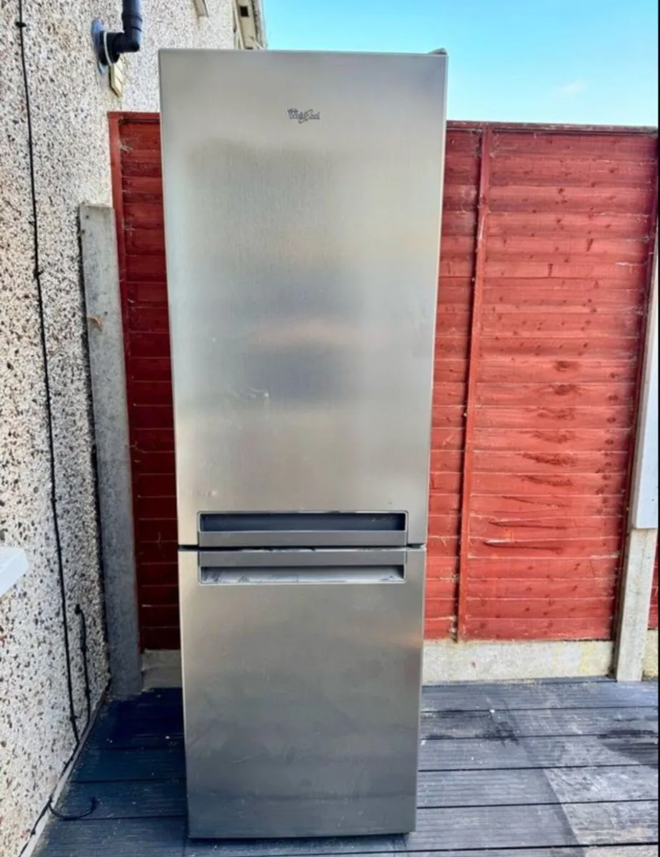 Fridge freezer - Image 2