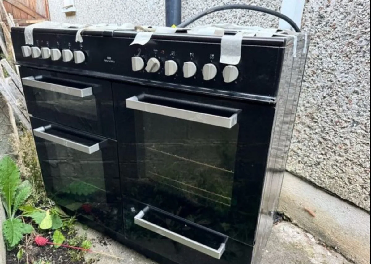 cooker and oven - Image 2