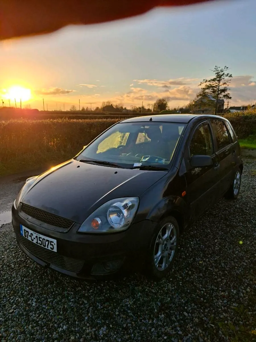 FORD FIESTA 2007 - Image 2