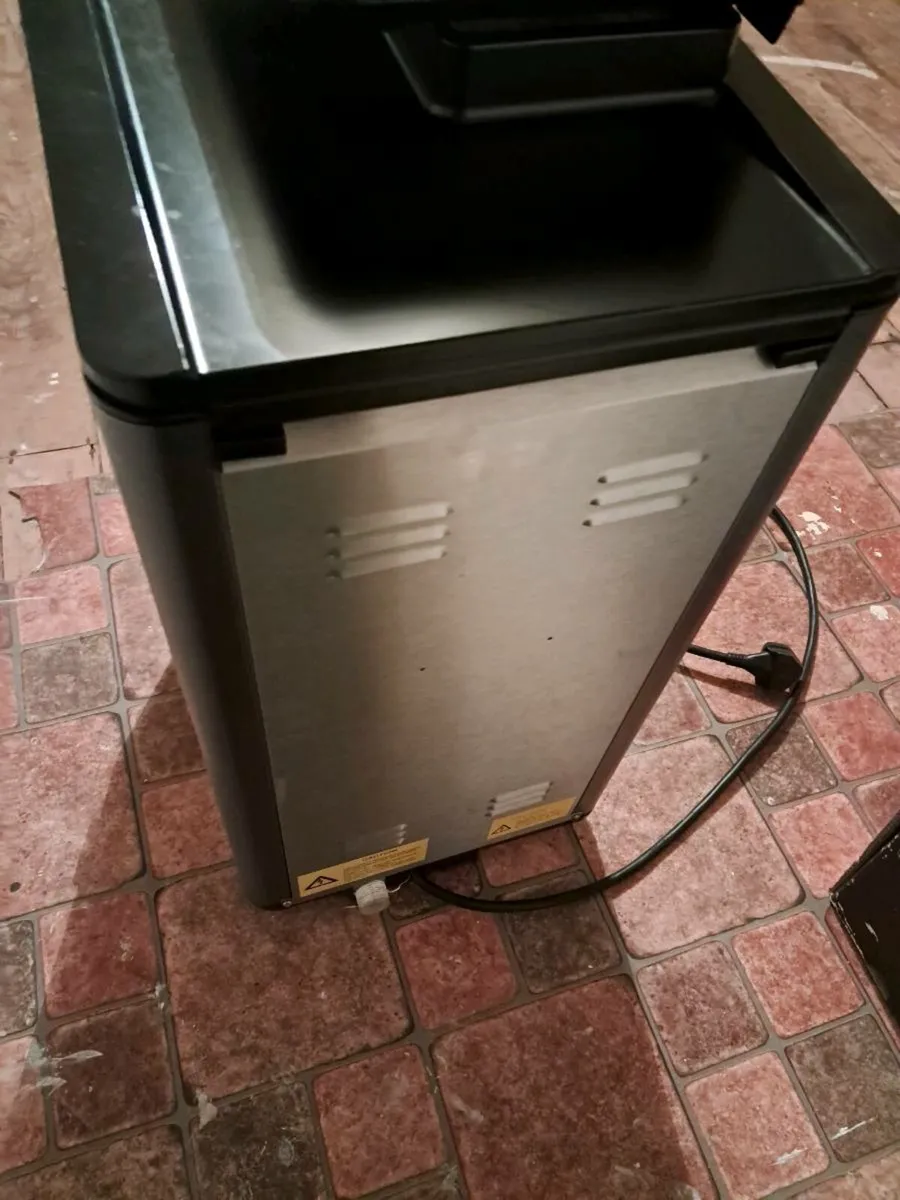 Coffee machine - Image 2