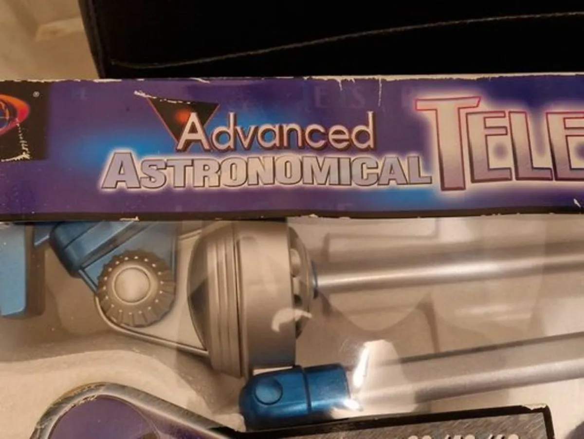 Advanced Astronimcal Telescope with Metal Tripod - Image 4