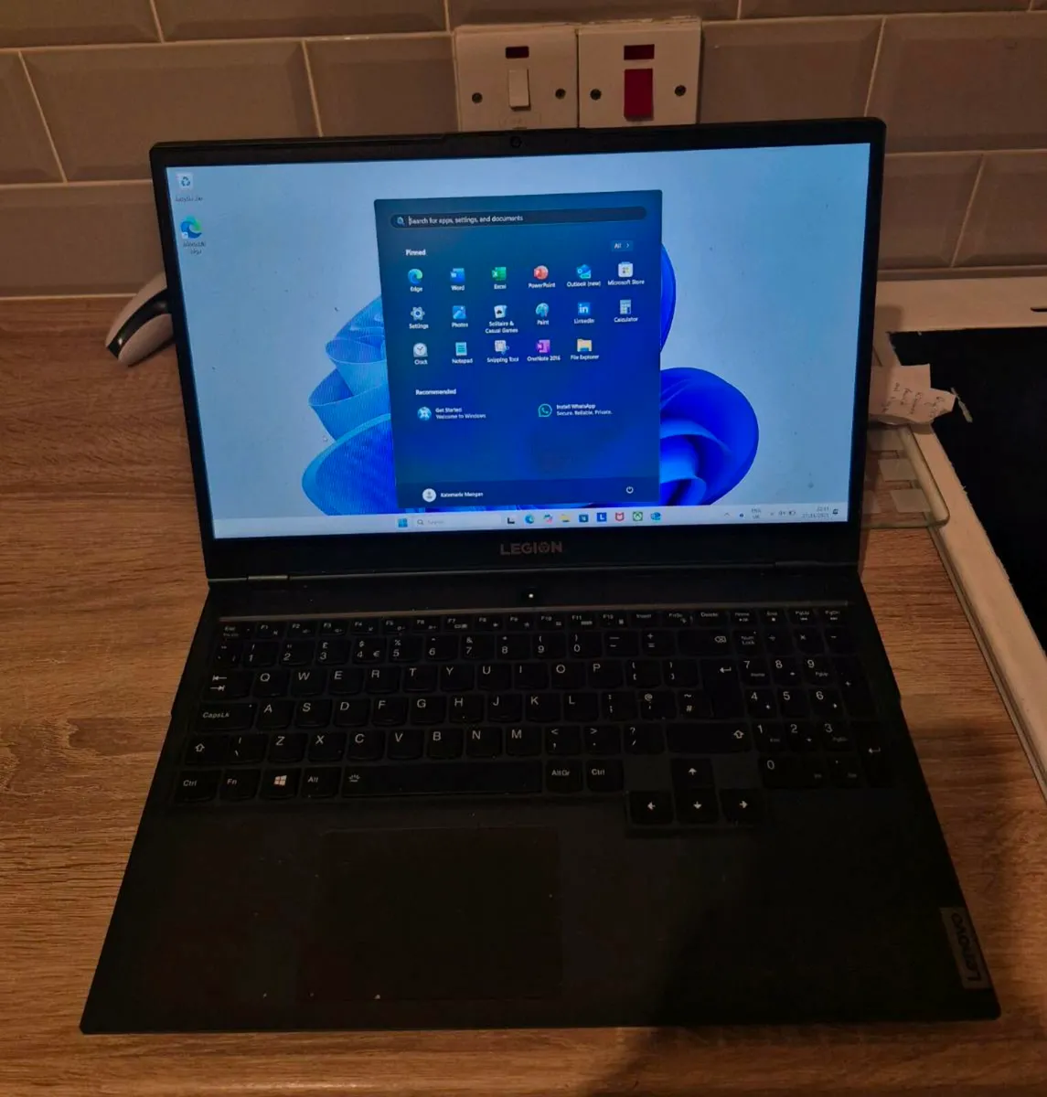 LENOVO LEGION 5 15" GAMING LAPTOP INTEL CORE i7  W - Image 2