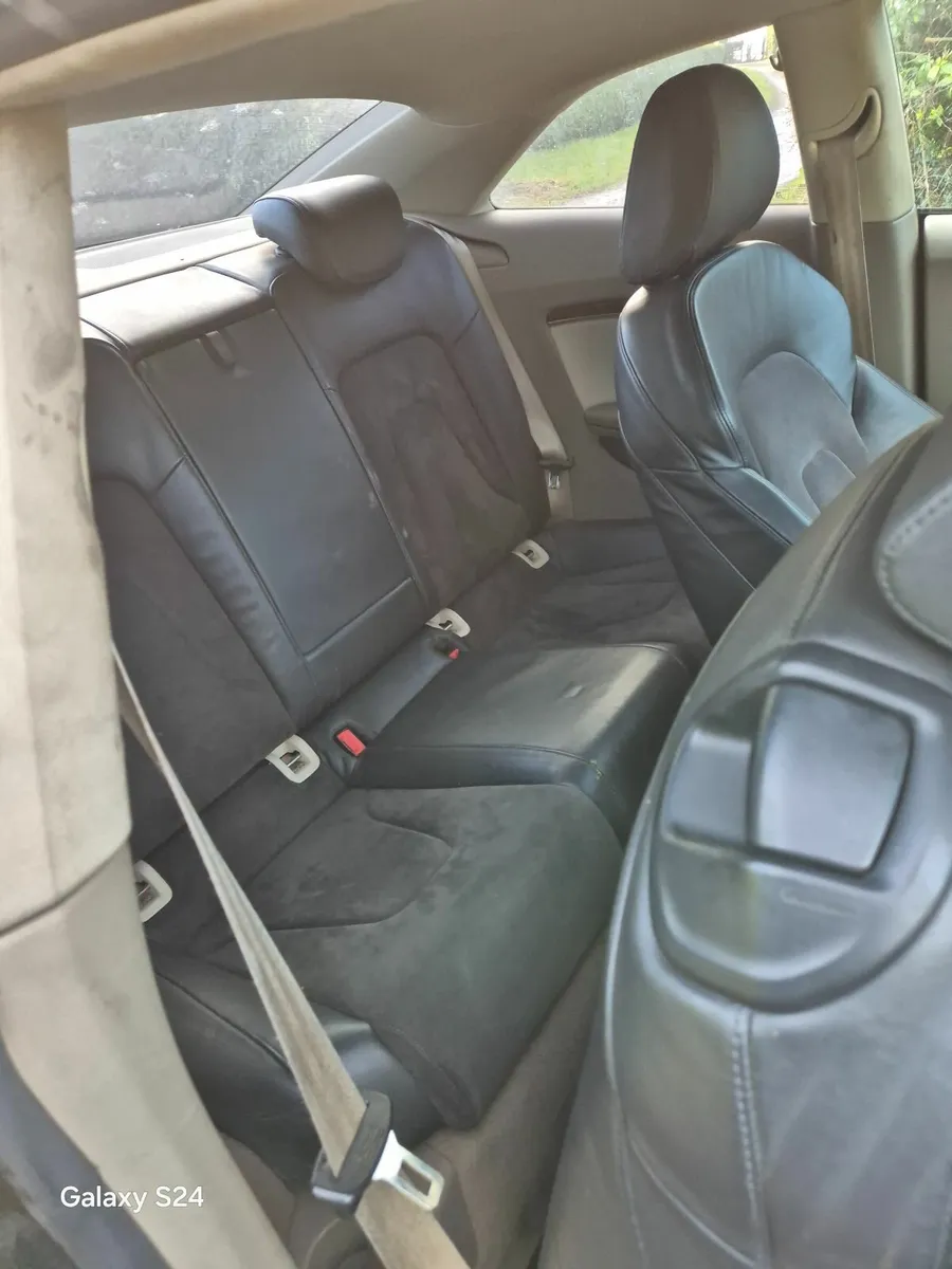 Audi A5 2008 - Image 2