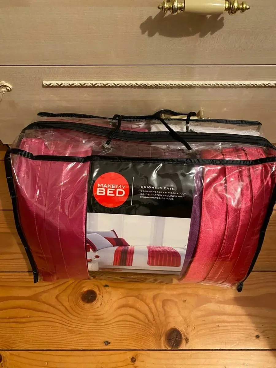 NEW SEALED Bed in a bag Set Double Size - Image 2