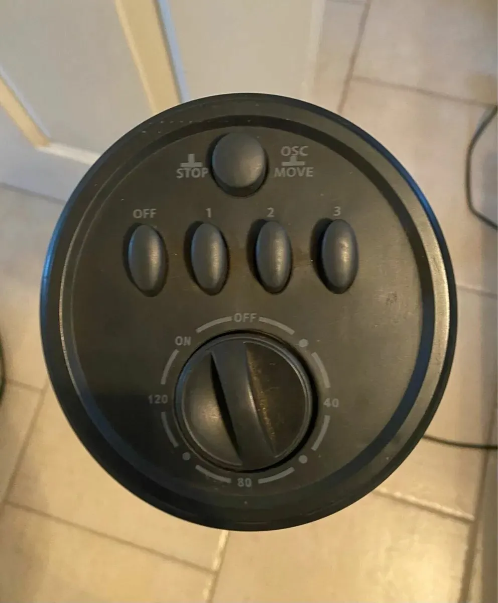 Oscillating Tower Fan with 3 settings and timer - Image 2