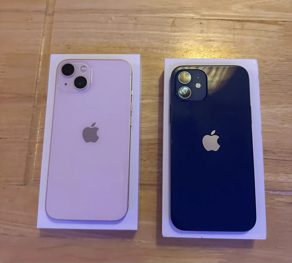 iPhone 12 & 13 - Image 2