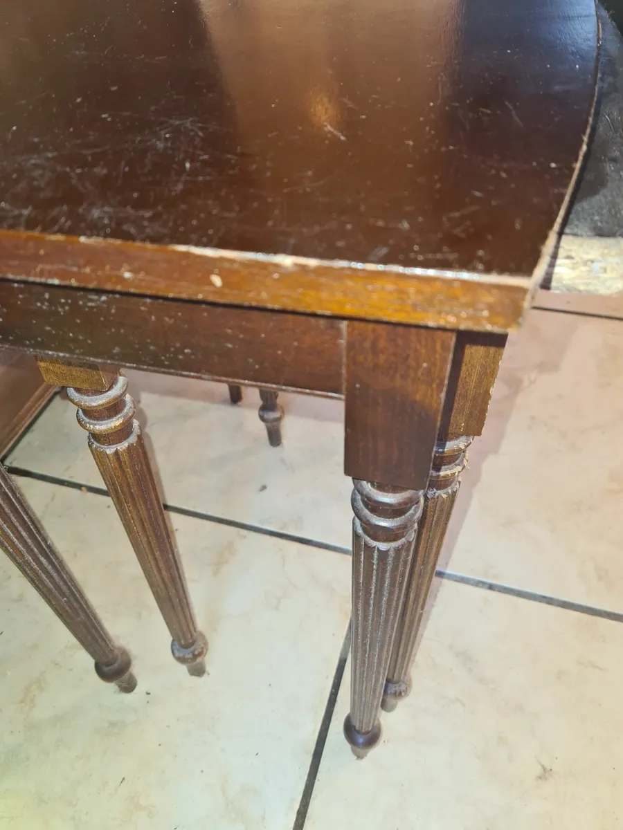 Free, nest of 2 side tables - Image 3