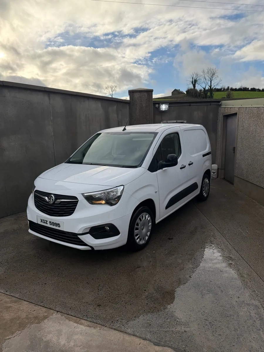2022 VAUXHALL COMBO 1.5 TURBO D 2300 PRO - Image 1