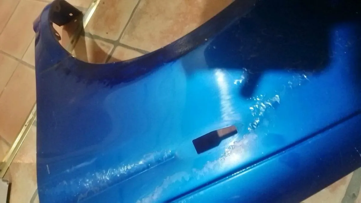 Toyota Yaris Mk1 99-05 Front Passenger Wing 8B6 - Image 3