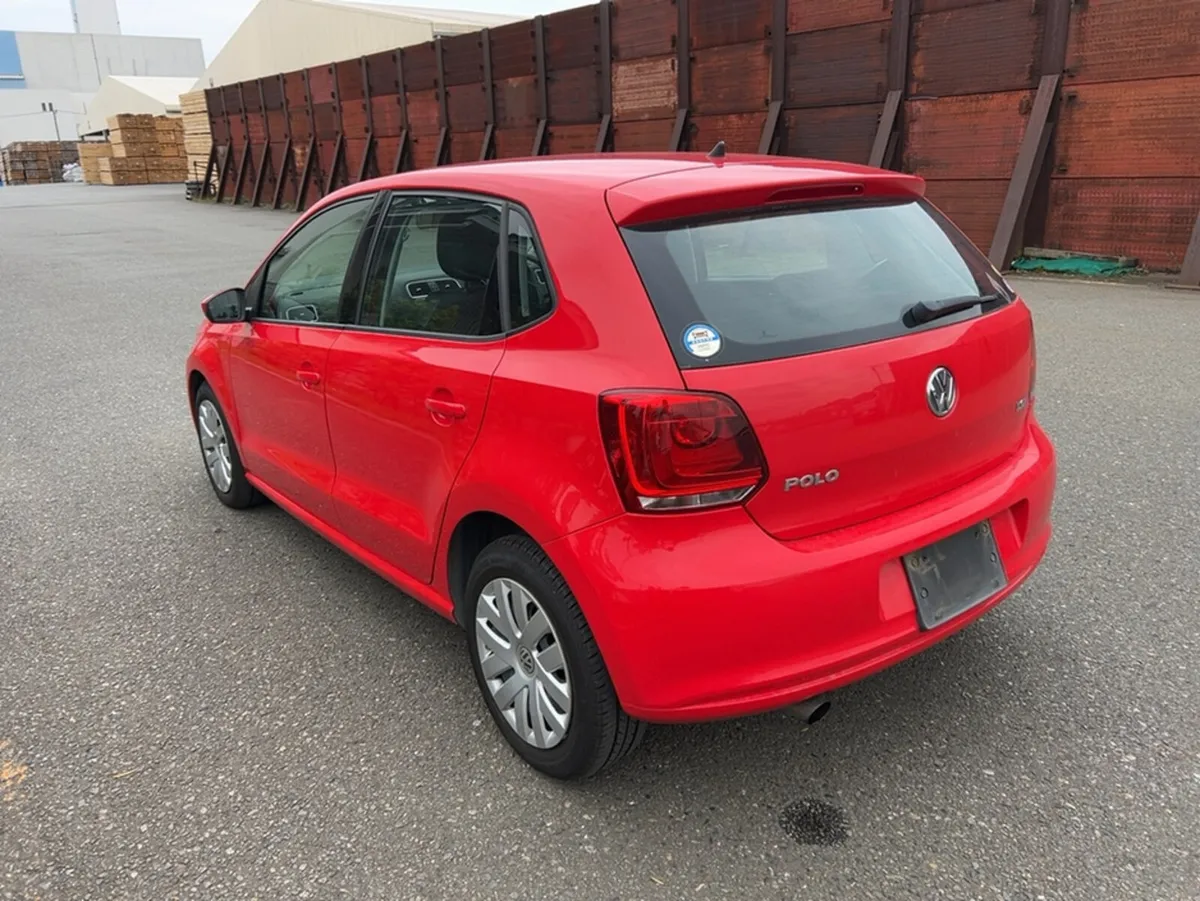 Volkswagen Polo COMFORTLINE 1.2 PETROL 5DR AUTOMAT - Image 2