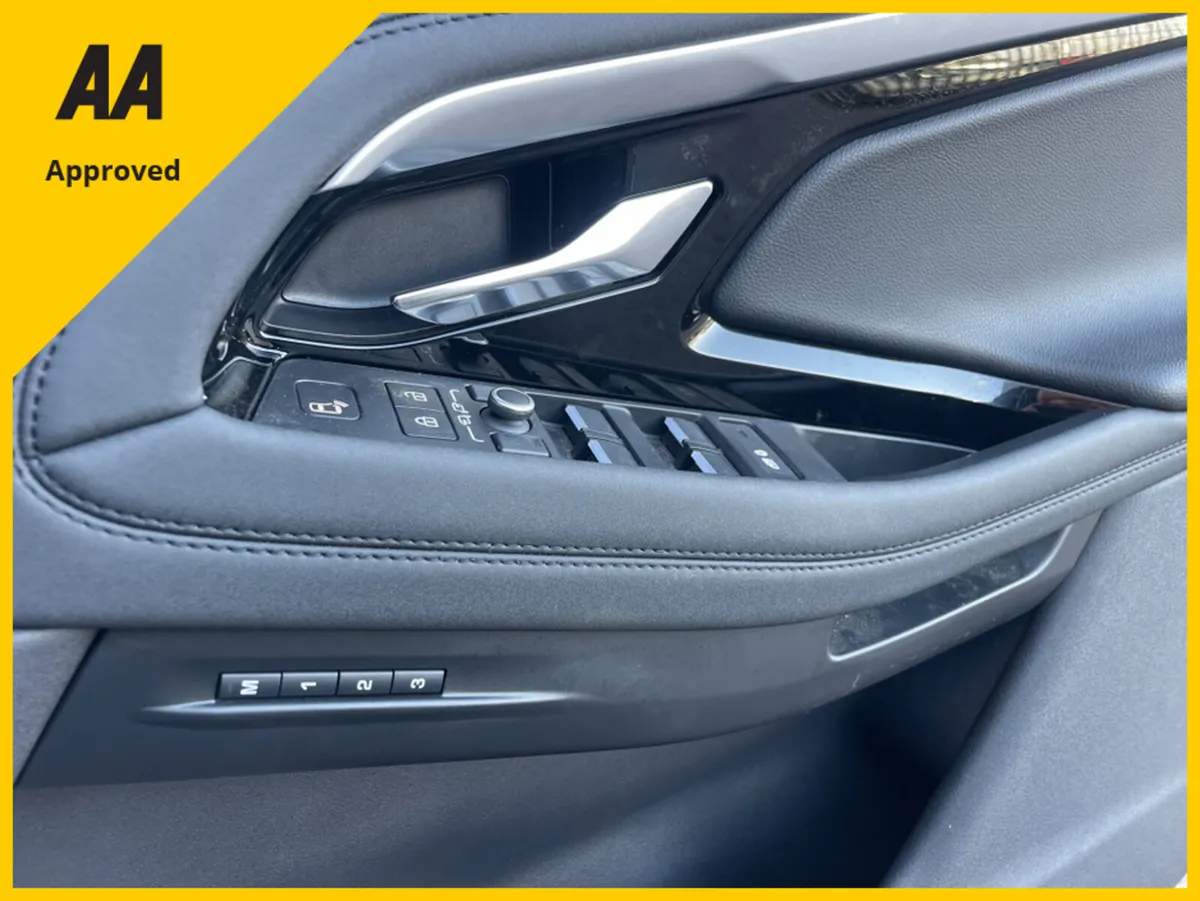 Land Rover Range Rover Evoque EVOQUE R-DYN SE P3 R - Image 2