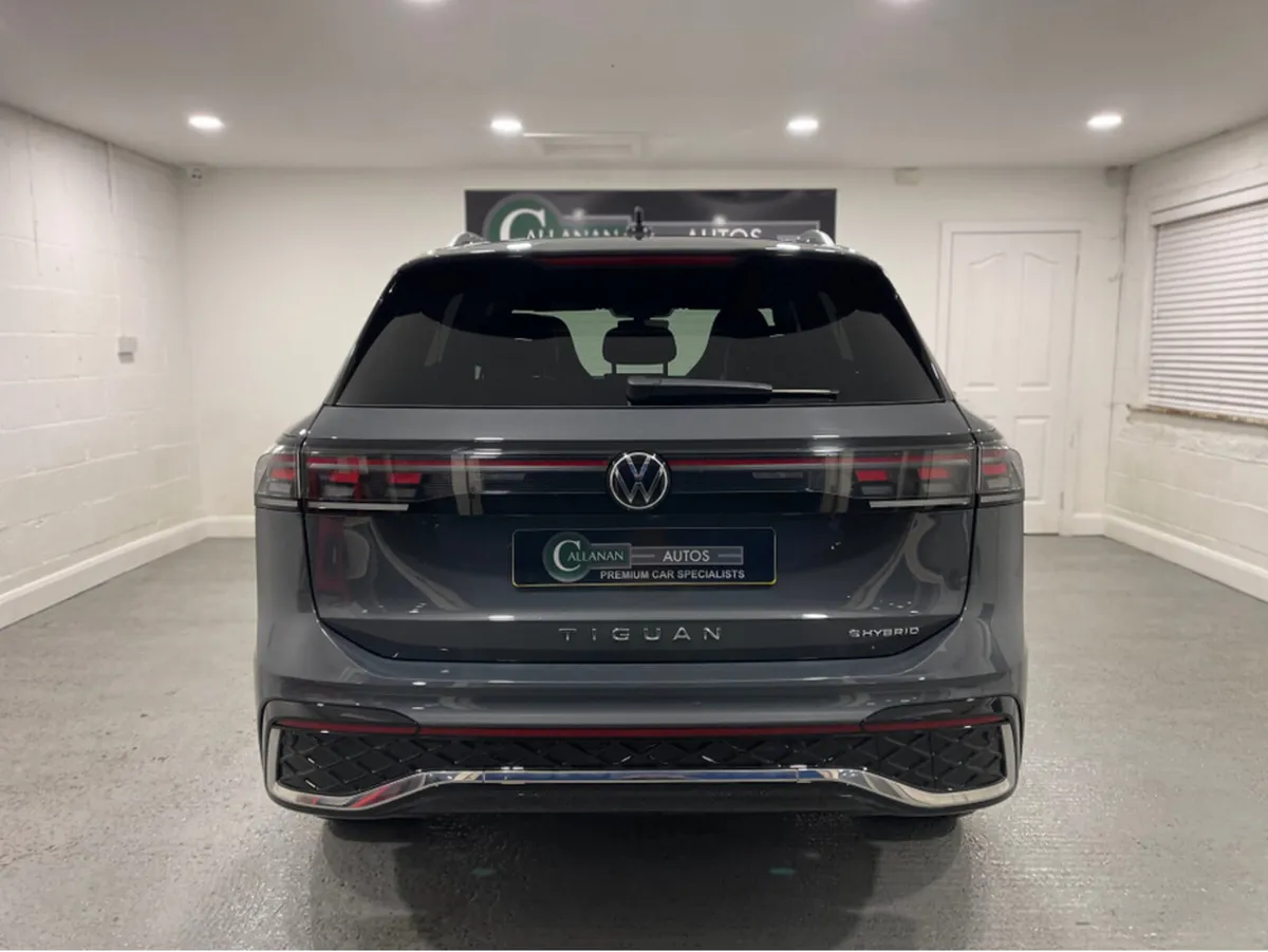 Volkswagen Tiguan R-LINE 1.5 TSI PHEV S- DSG**242 - Image 3