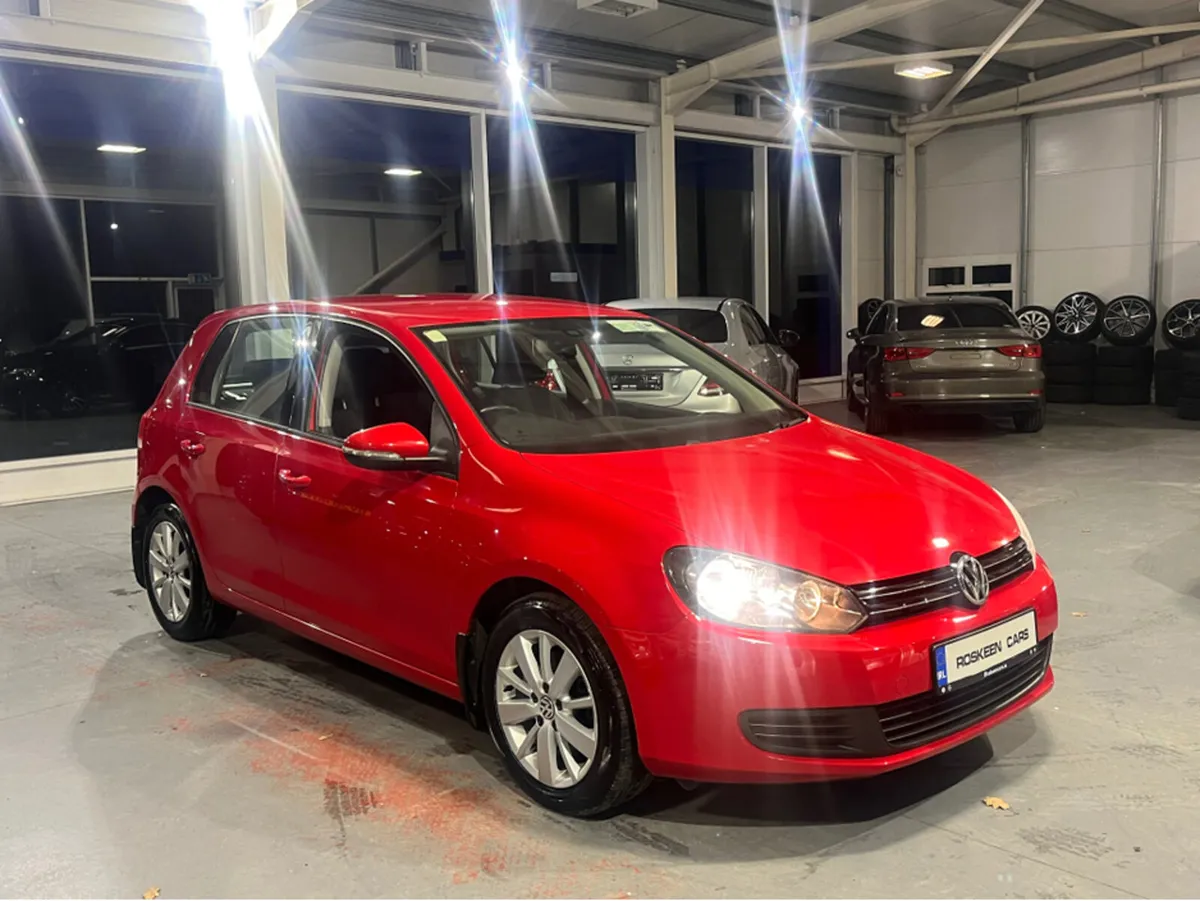 Volkswagen Golf 2.0 TDI MATCH BLUEMOTION 140PS 5 5 - Image 1
