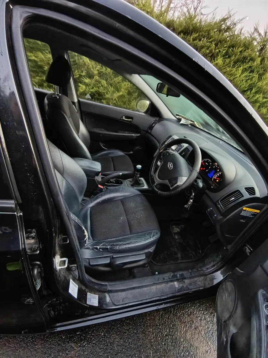 Hyundai i30 2010 - Image 3