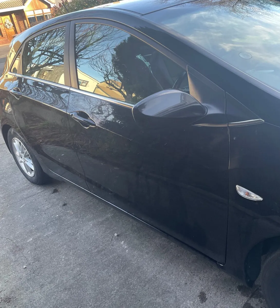 2016 Hyundai i30 - Image 2