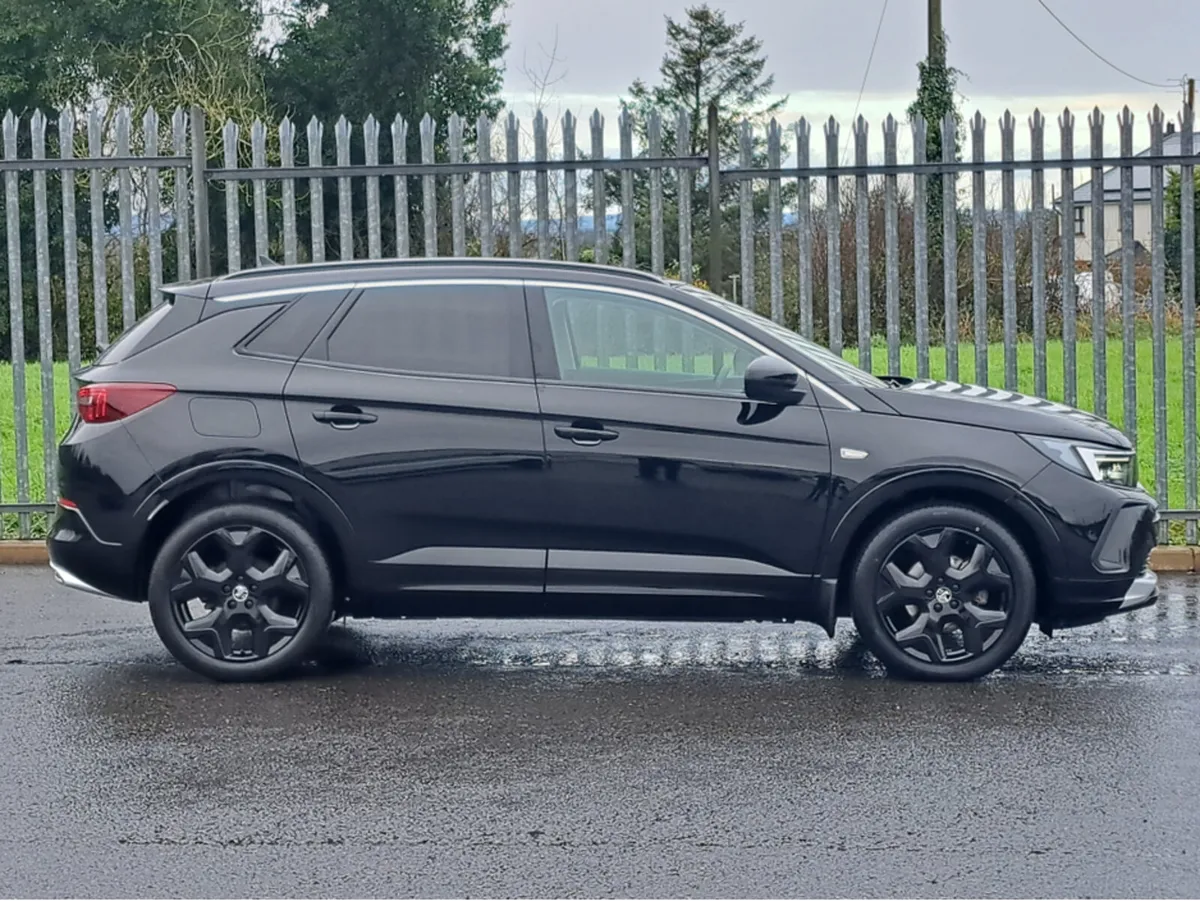 Opel Grandland ELITE 1.5TD 130BHP 8 SPEED AUTOMATI - Image 3